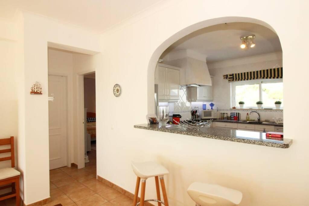 Bright And Central Apartment - Senhora da Luz 외부 사진