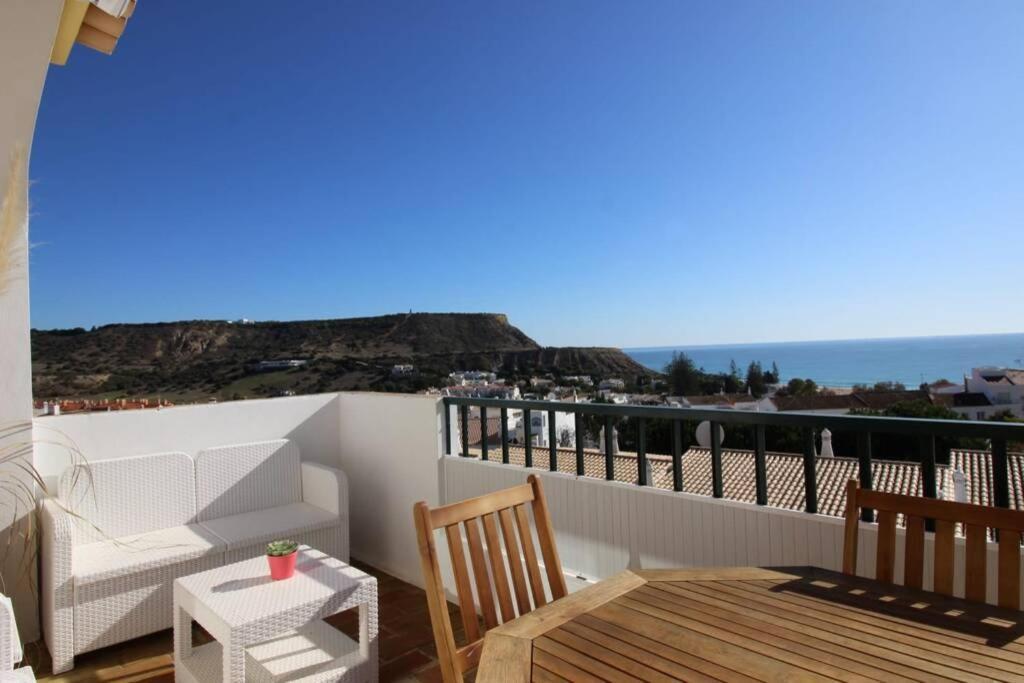 Bright And Central Apartment - Senhora da Luz 외부 사진